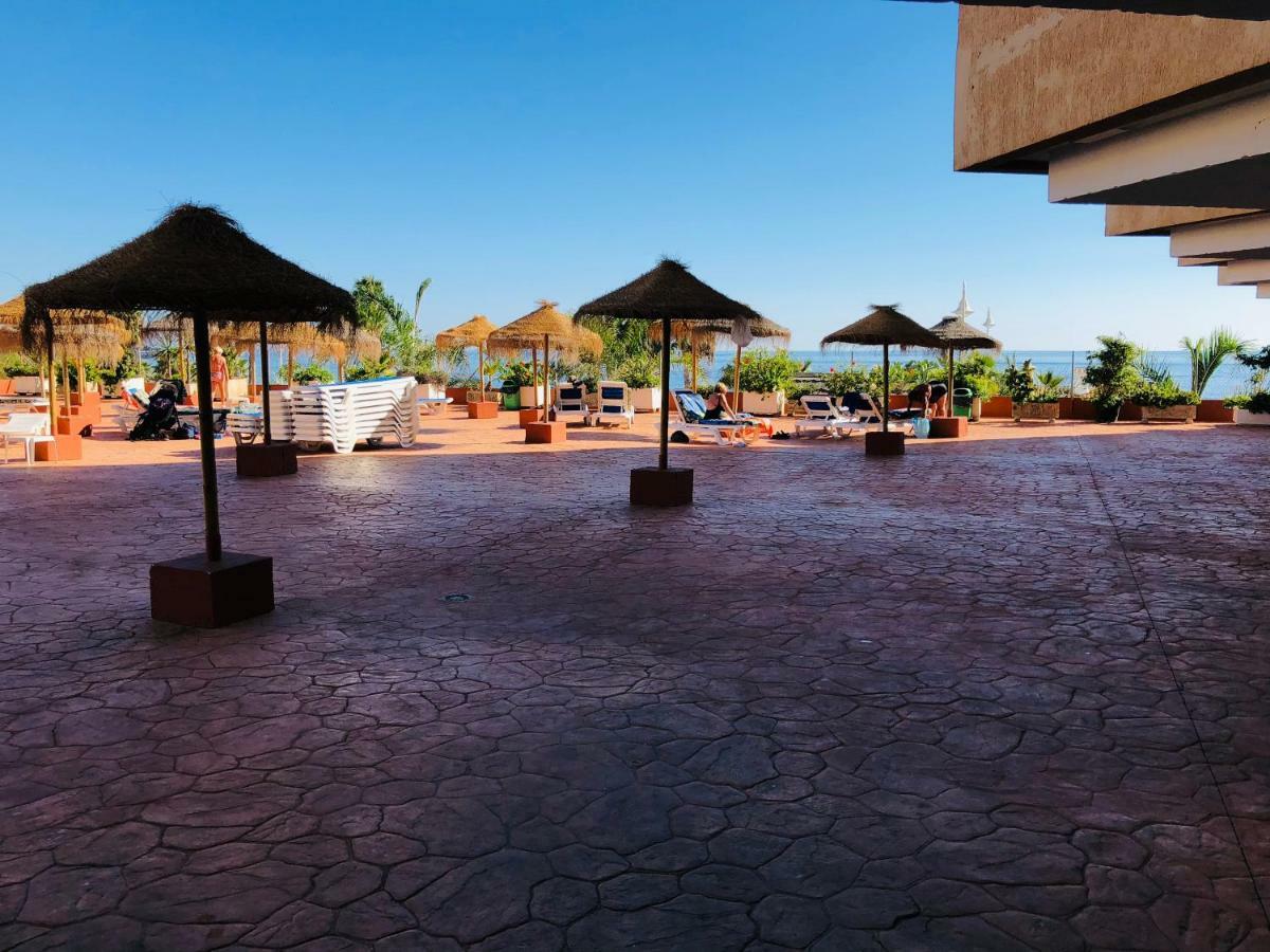 Apartamentos Sol Y Playa 阿尔姆尼卡 外观 照片